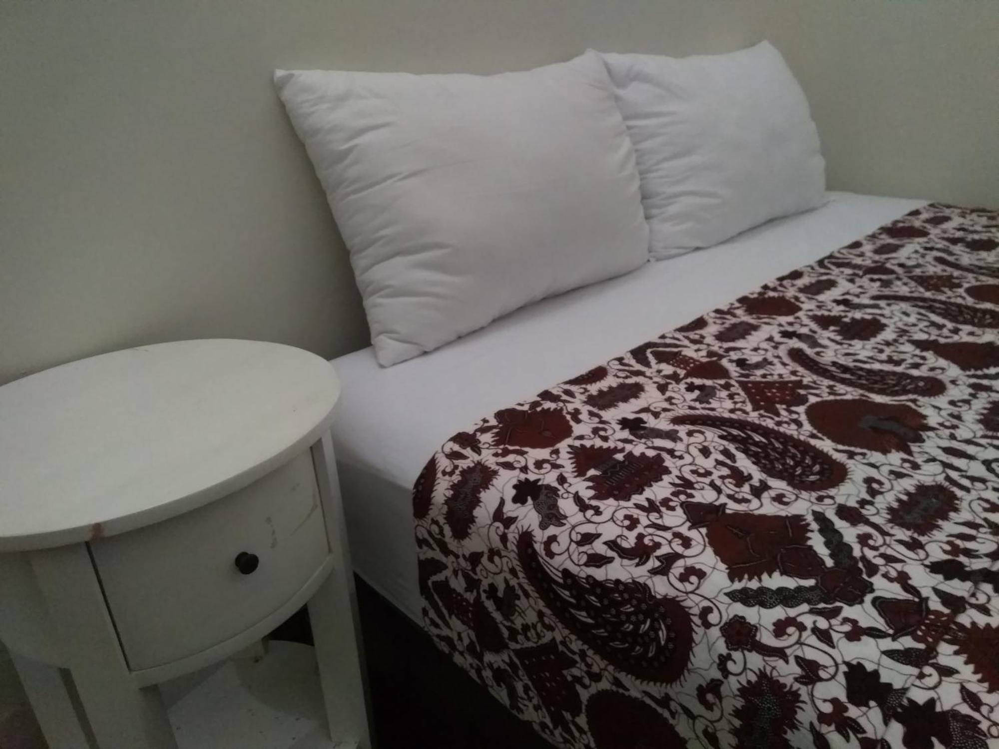 Omah Ngadiwinatan Syariah Apartment Yogyakarta Room photo